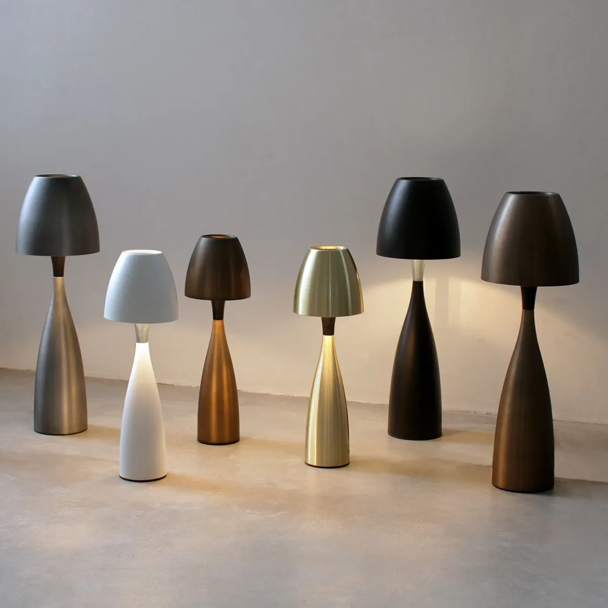 Aquatic Table Lamp LED Small, Grey - Image 5