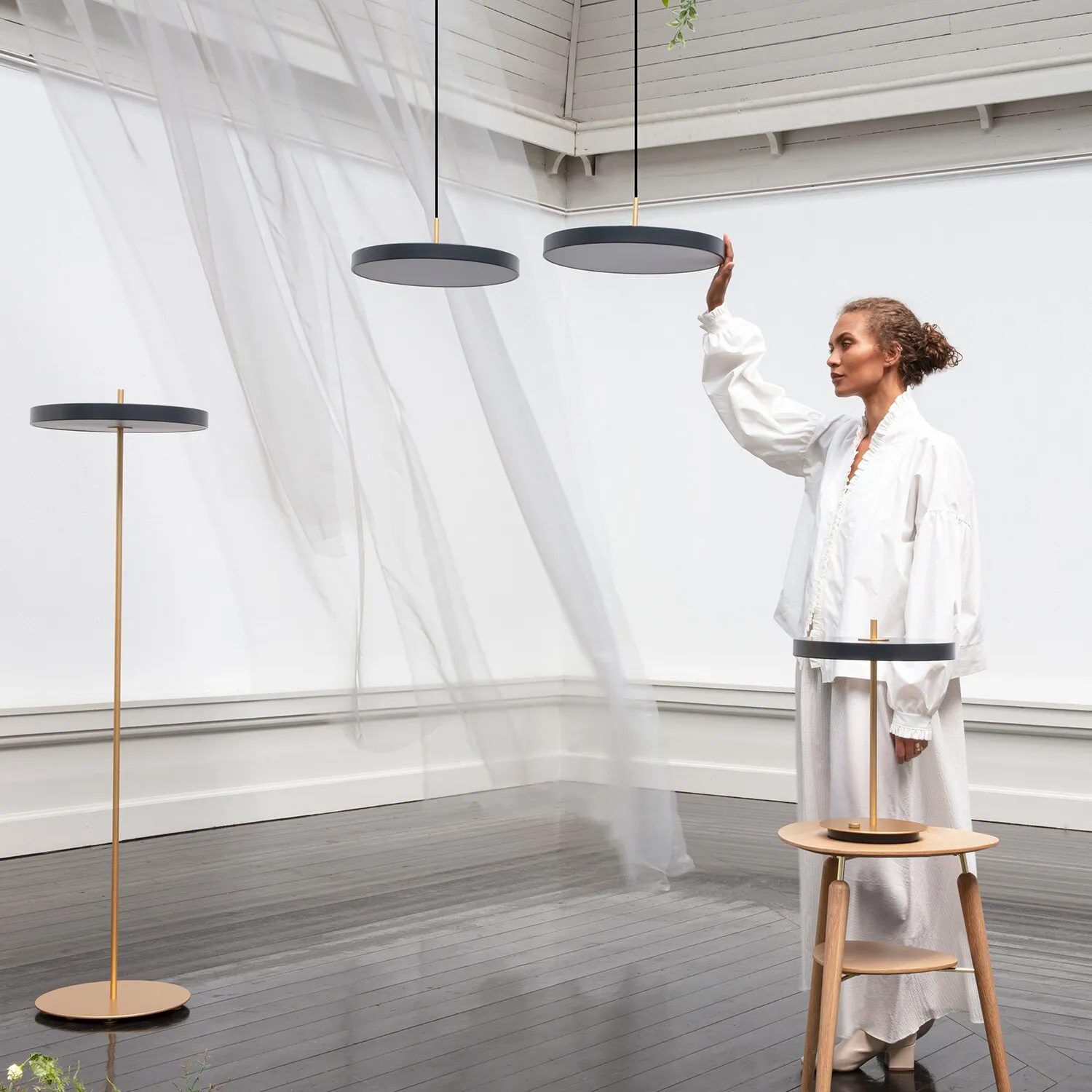 Artopia Floor Lamp, Black | Lights & Lamps Artopia Floor Lamp, Black - Image 2