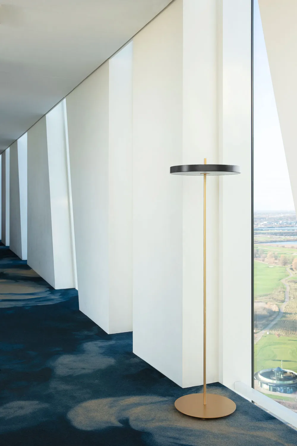 Artopia Vloerlamp, Robijnrood | Lights & Lamps Artopia Vloerlamp, Robijnrood - Afbeelding 4