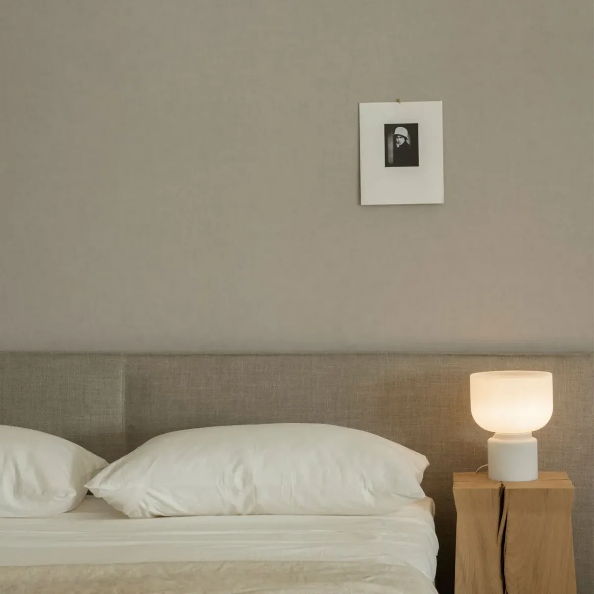 Gracelyn Table Lamp, White - Image 2