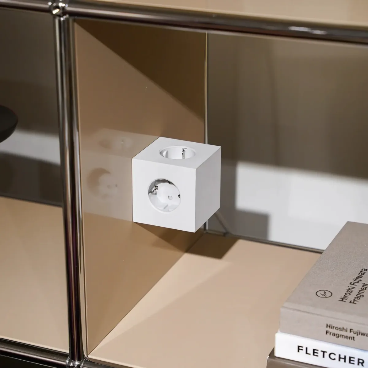 Square 1 Förlängningssladd med Usb C / Magnet 1,8 M, Gotland Grey - Bild 2