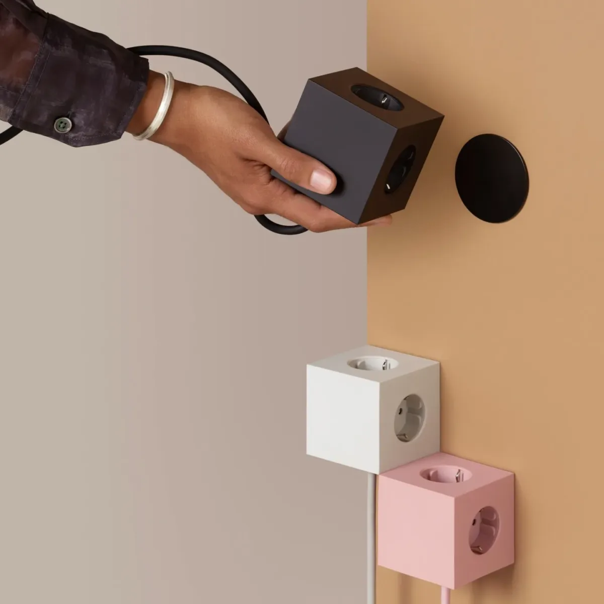 Viereckige 1 Verlängerungskabel mit USB / Magnet, Old Rosa – Bild 4