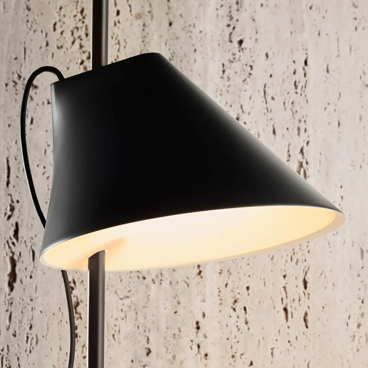Yuki Table Lamp, Black - Image 2
