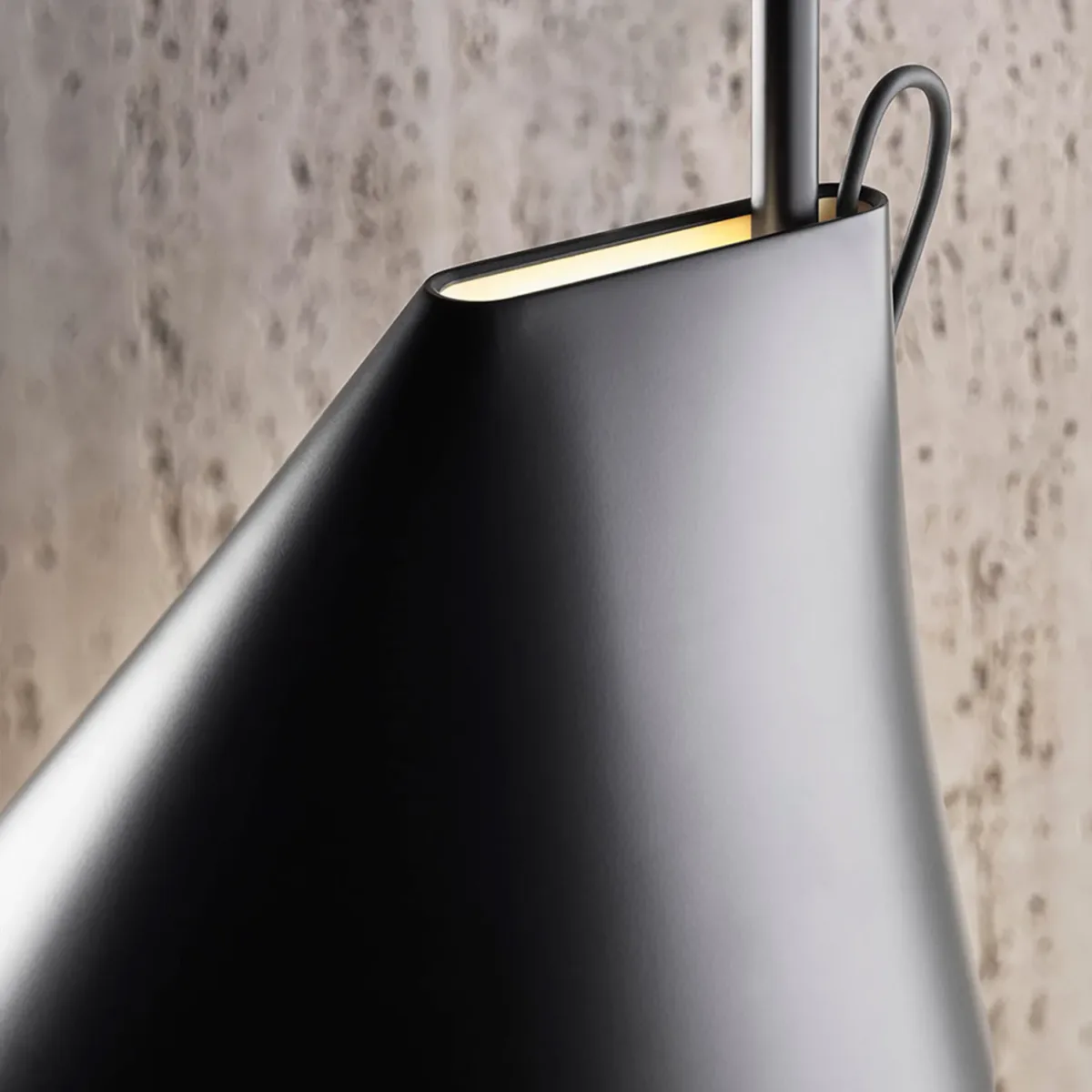 Yuki Table Lamp, Black - Image 3